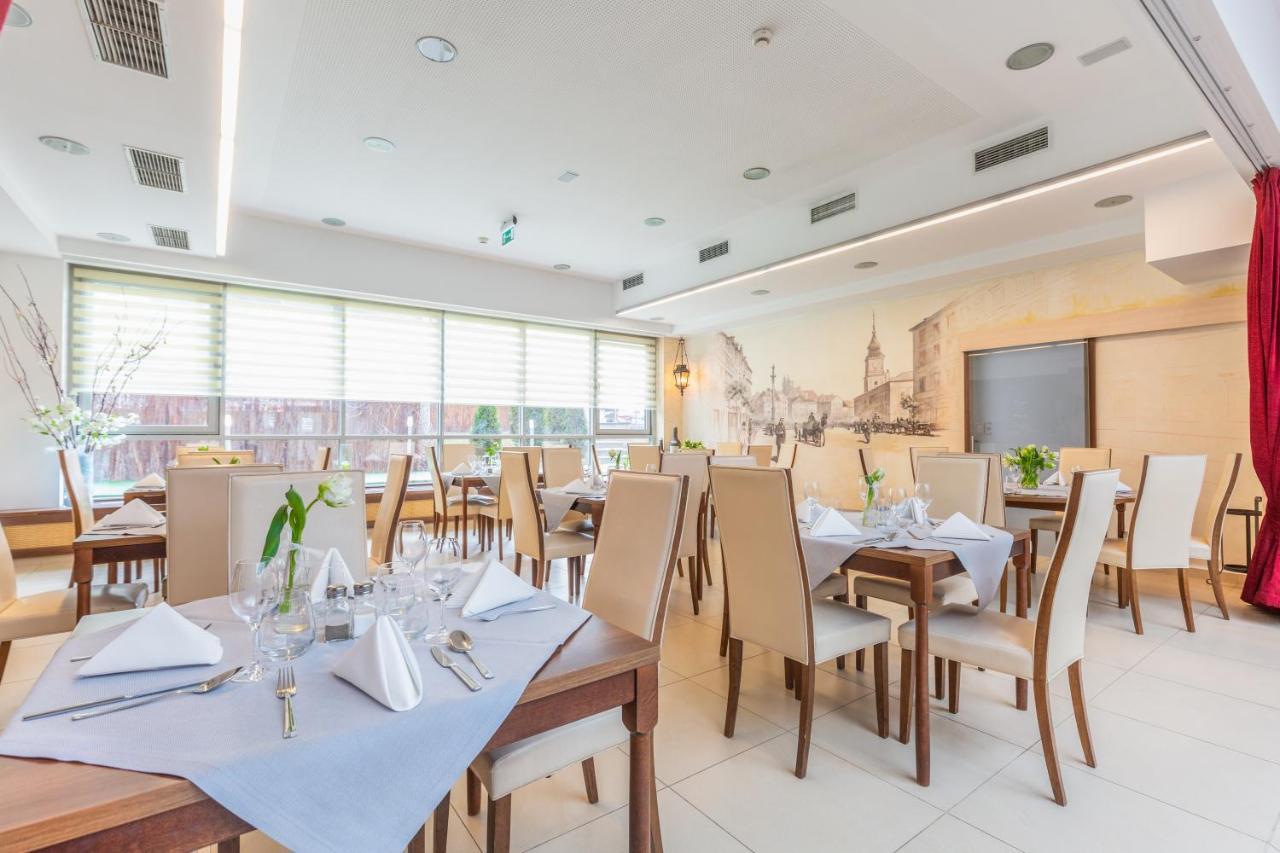 Hotel Poleczki Warsaw Airport 외부 사진